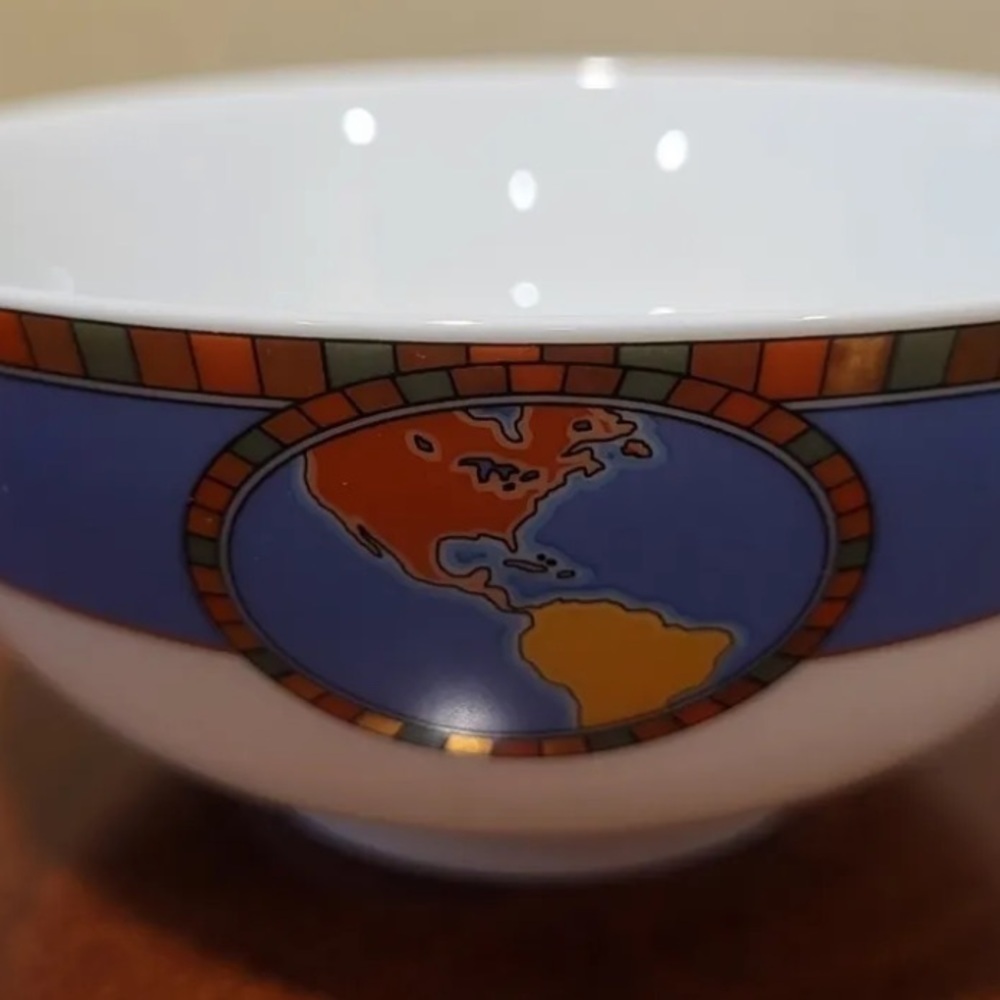 Tiffany & Co Japan 5” bowl worldwide map compass design unique collectible